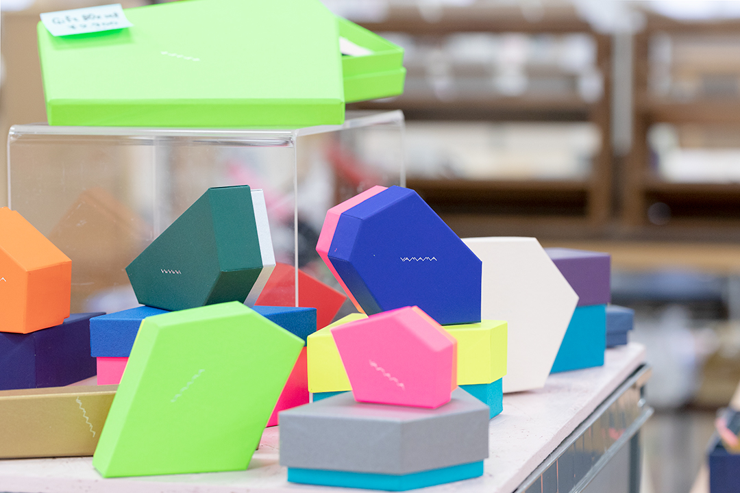 紙博限定|変なカタチの箱